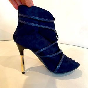 navy blue stiletto boots